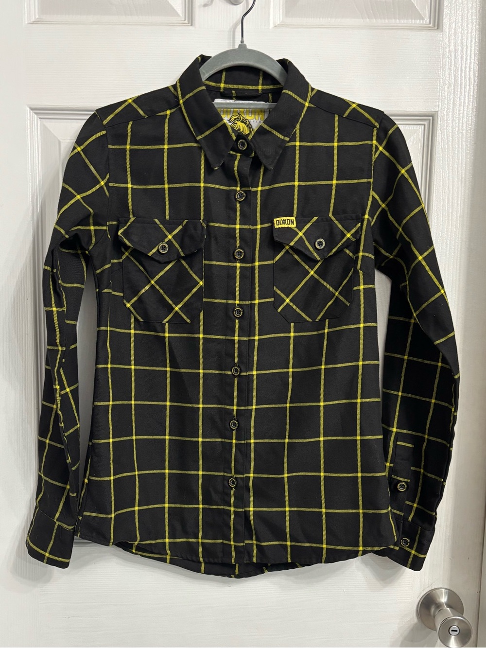 DIXXON Women’ss Chessboxin Flannel Black Shirt Yellow Windowpane Plaid Small